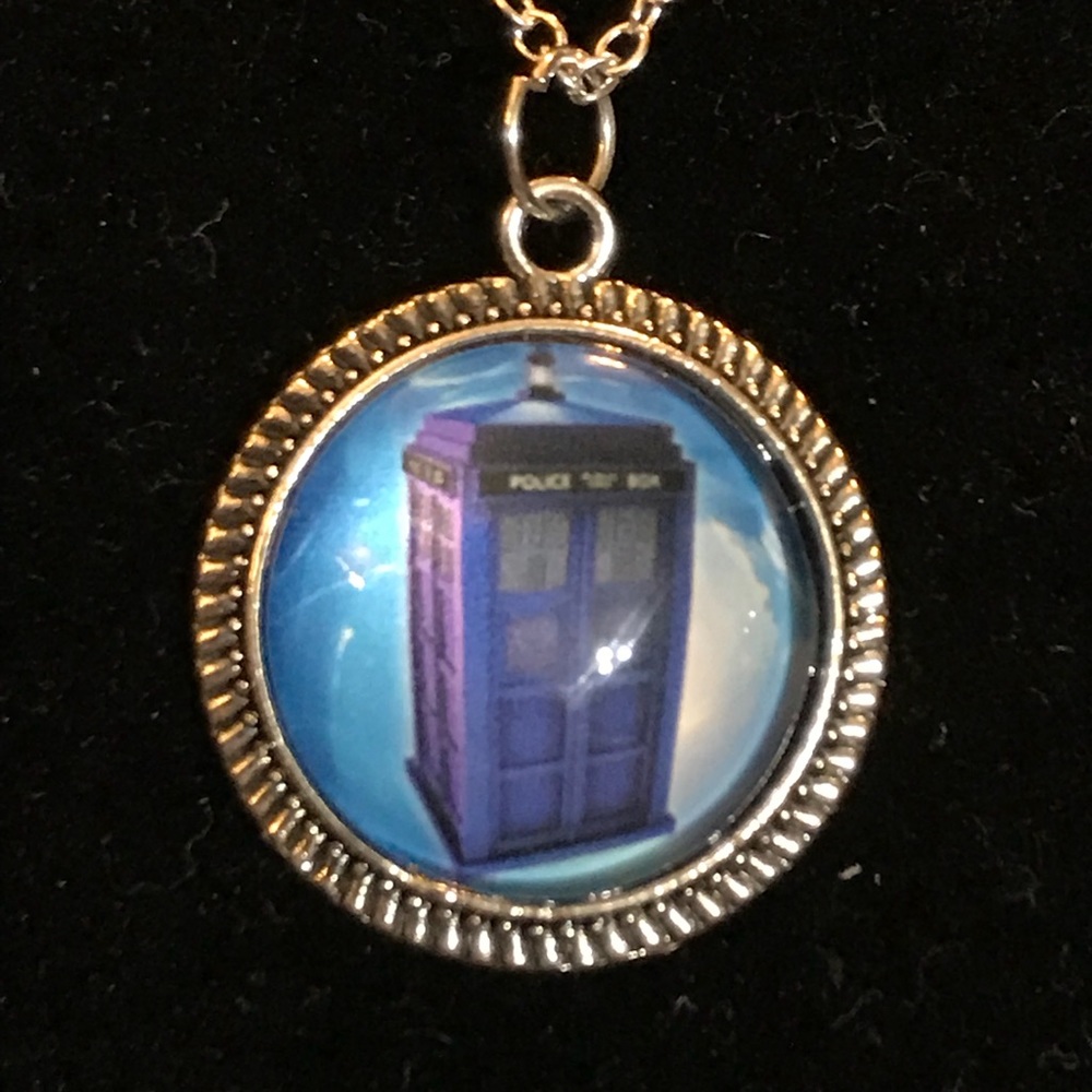 Handmade Glass Charm Doctor TARDIS Necklace
